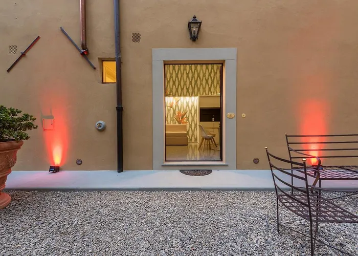 - Dragomanni Loft With Patio Appartamento *