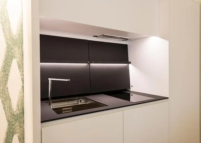 - Dragomanni Loft With Patio Appartamento *