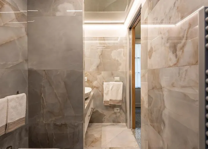 - Dragomanni Loft With Patio Appartamento