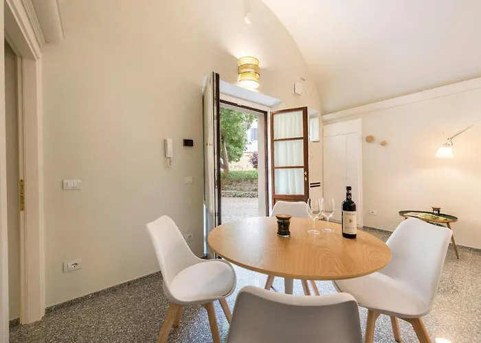 - Dragomanni Loft With Patio Appartamento Firenze