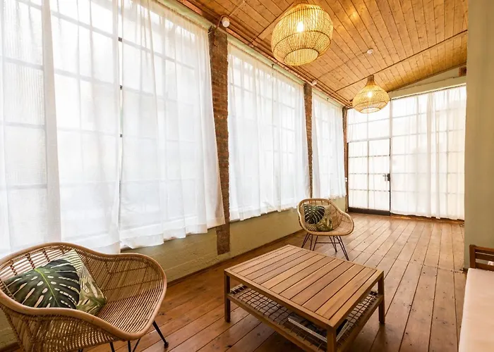 - Dragomanni Loft With Patio