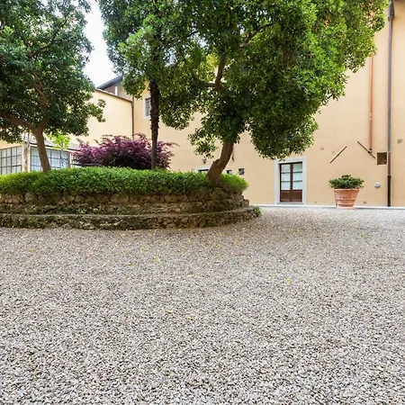 - Dragomanni Loft With Patio Apartment Florence