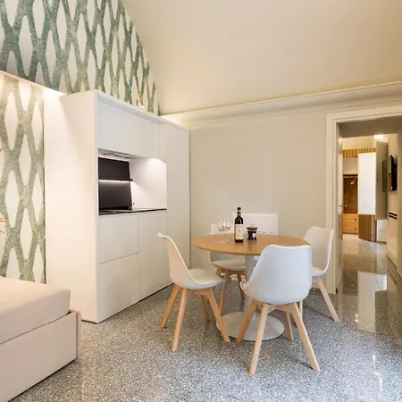 - Dragomanni Loft With Patio Apartment *