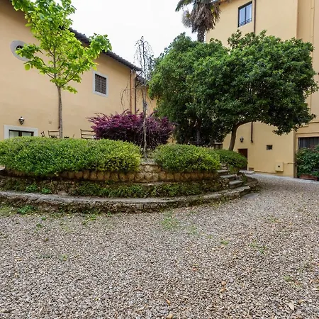 - Dragomanni Loft With Patio Apartment Florence