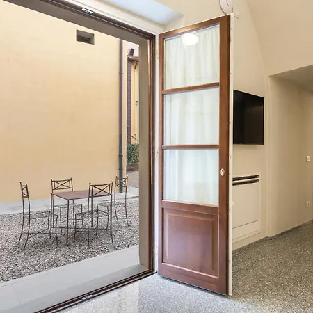 - Dragomanni Loft With Patio *