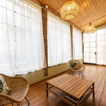 - Dragomanni Loft With Patio